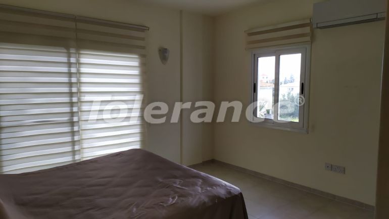 Вилла или дом в Фамагуста, Северный Кипр вид на море с бассейном: купить недвижимость в Турции - 91403