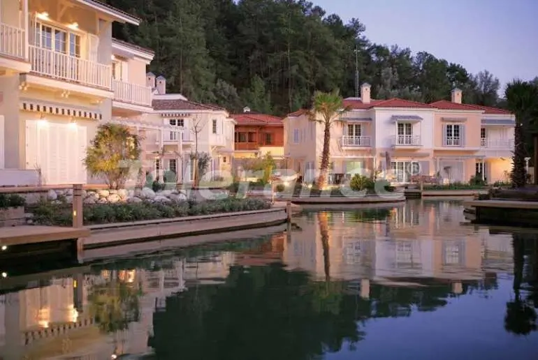 Вилла или дом в Фетхие с бассейном: купить недвижимость в Турции - 12649