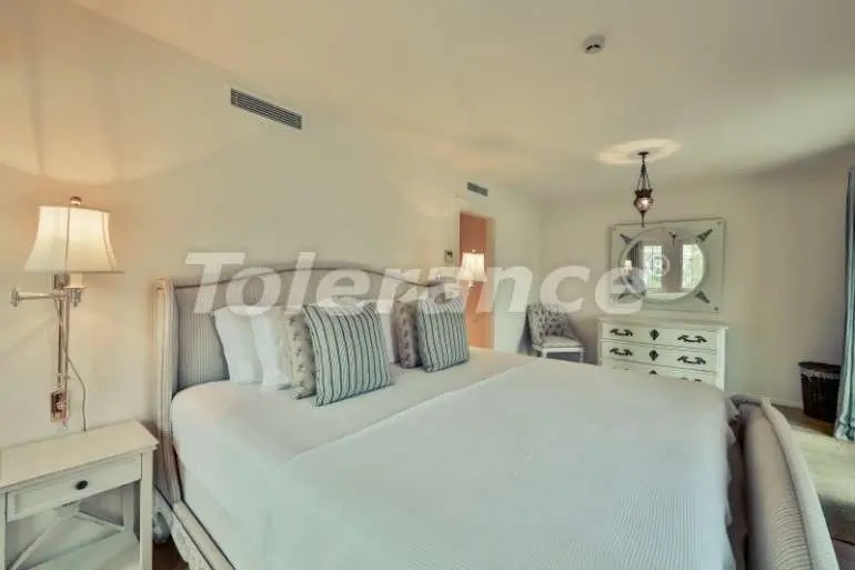 Вилла или дом в Фетхие с бассейном: купить недвижимость в Турции - 12661