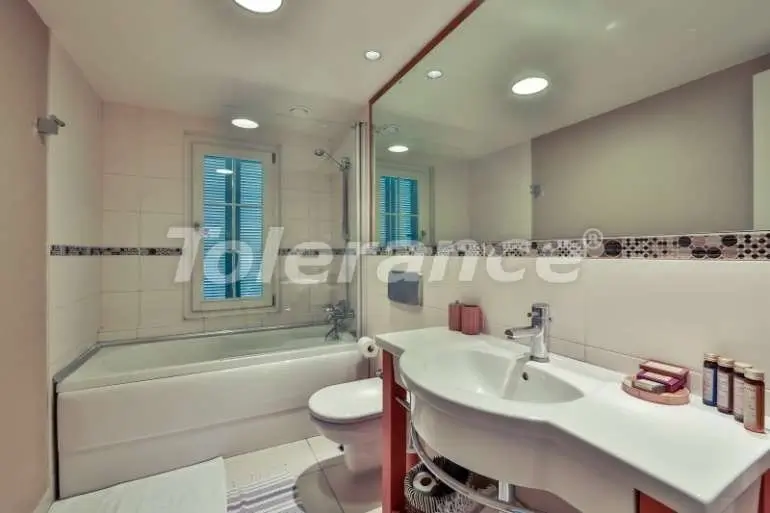 Вилла или дом в Фетхие с бассейном: купить недвижимость в Турции - 12665