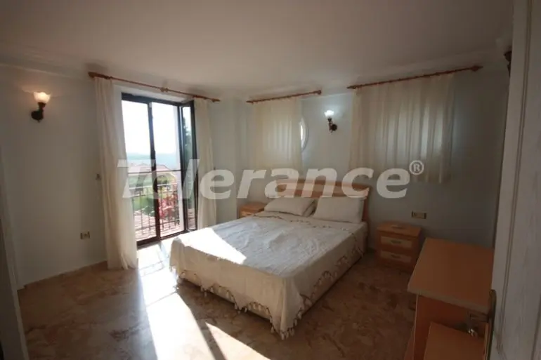 Вилла или дом в Фетхие с бассейном: купить недвижимость в Турции - 17411