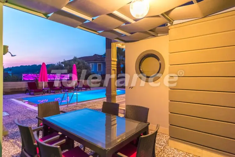 Вилла или дом в Фетхие с бассейном: купить недвижимость в Турции - 21513