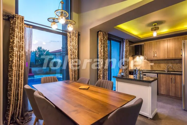 Вилла или дом в Фетхие с бассейном: купить недвижимость в Турции - 21519