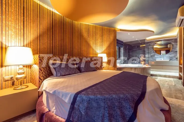 Вилла или дом в Фетхие с бассейном: купить недвижимость в Турции - 22668