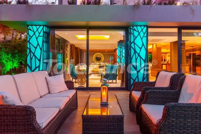 Вилла или дом в Фетхие с бассейном: купить недвижимость в Турции - 22674