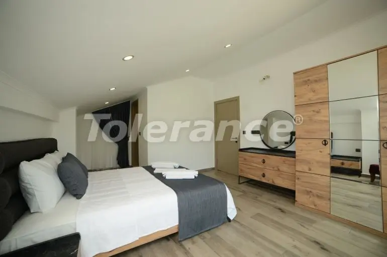 Вилла или дом в Фетхие с бассейном: купить недвижимость в Турции - 28763