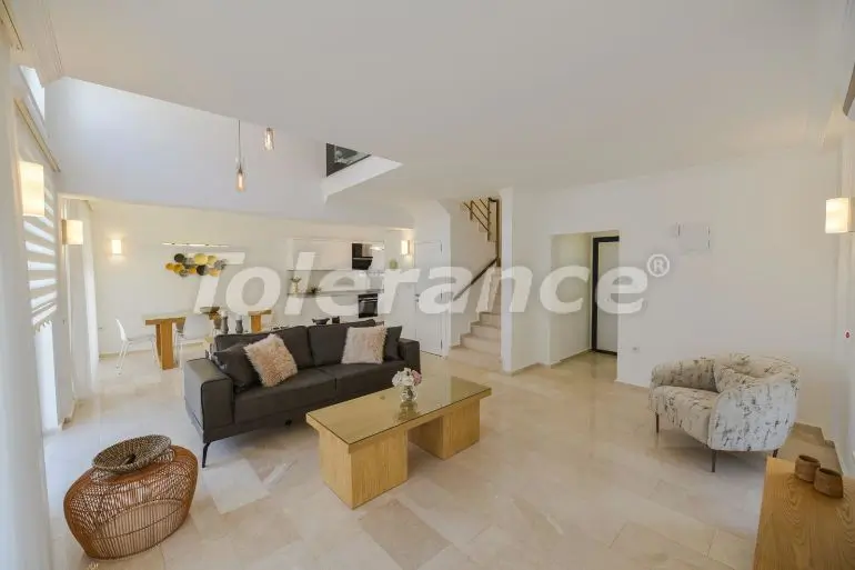 Вилла или дом в Фетхие с бассейном в рассрочку: купить недвижимость в Турции - 33549