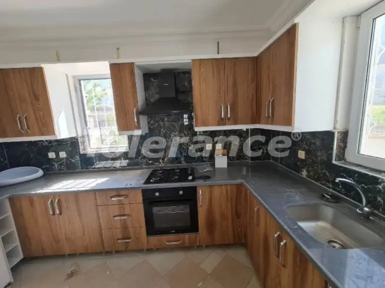 Вилла или дом в Фетхие с бассейном: купить недвижимость в Турции - 38999