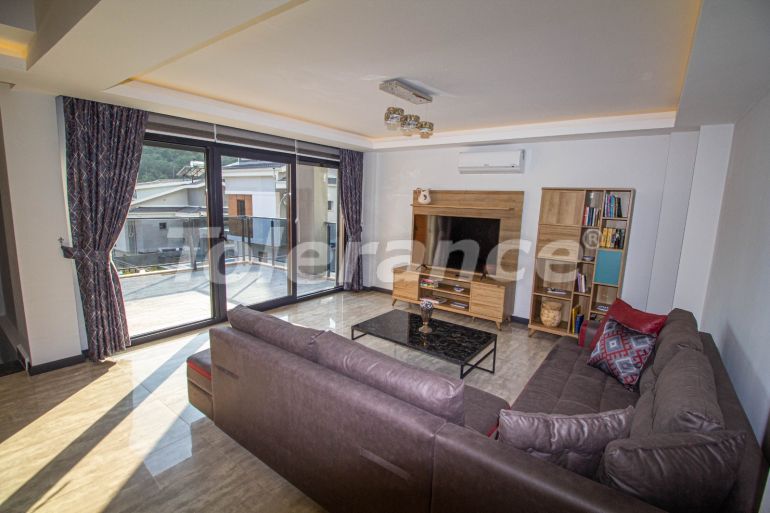 Вилла или дом в Гёджек, Фетхие вид на море с бассейном: купить недвижимость в Турции - 70151