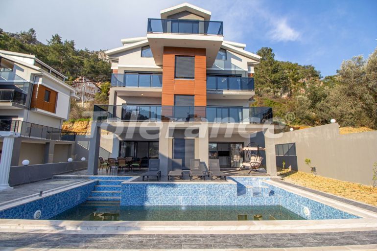 Вилла или дом в Гёджек, Фетхие вид на море с бассейном: купить недвижимость в Турции - 70174