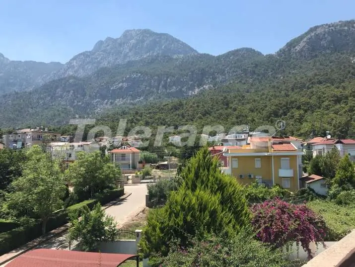 Вилла или дом от застройщика в Гёйнюк, Кемер с бассейном: купить недвижимость в Турции - 12034