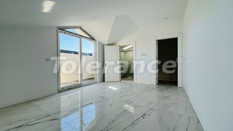 Вилла или дом от застройщика в Гёйнюк, Кемер с бассейном: купить недвижимость в Турции - 136865