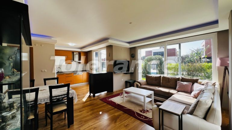 Вилла или дом в Гёйнюк, Кемер с бассейном: купить недвижимость в Турции - 136911