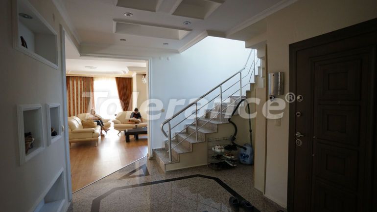 Вилла или дом в Гёйнюк, Кемер с бассейном в рассрочку: купить недвижимость в Турции - 43113