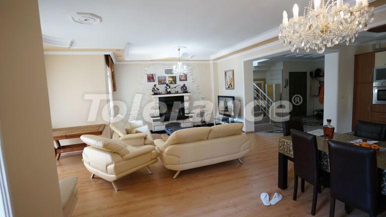 Вилла или дом в Гёйнюк, Кемер с бассейном в рассрочку: купить недвижимость в Турции - 43162