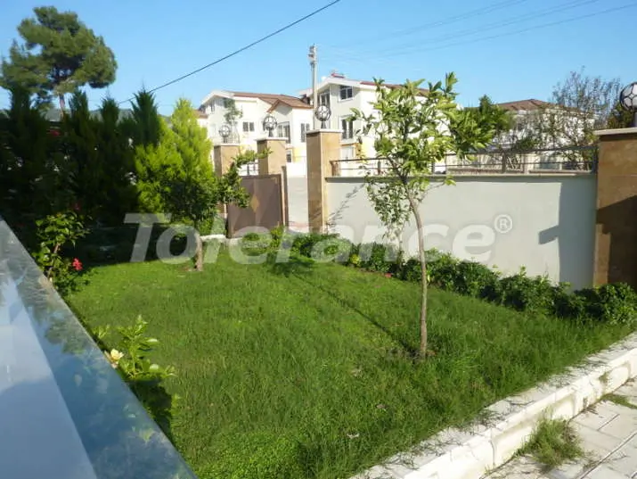 Вилла или дом от застройщика в Гёйнюк, Кемер с бассейном: купить недвижимость в Турции - 4622