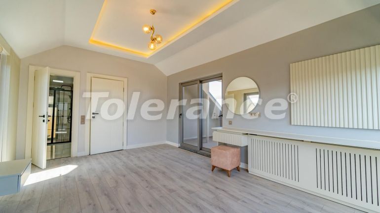 Вилла или дом от застройщика в Кадрие, Белек с бассейном: купить недвижимость в Турции - 129437