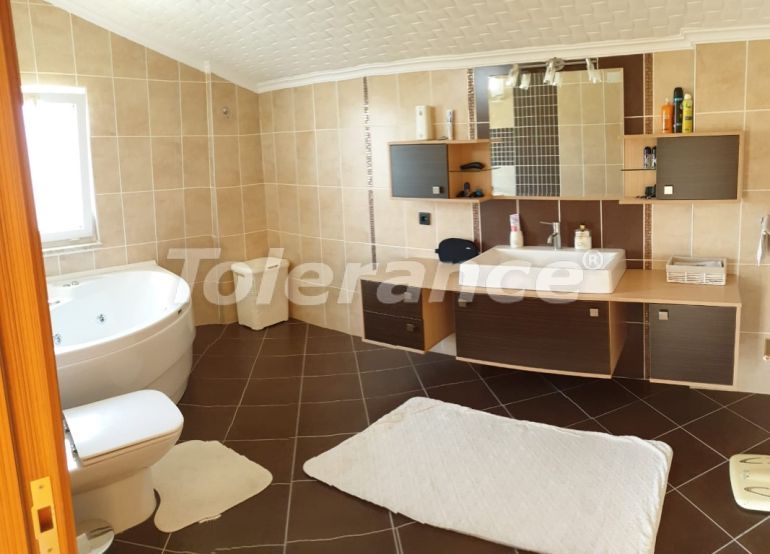 Вилла или дом в Кадрие, Белек с бассейном: купить недвижимость в Турции - 130356