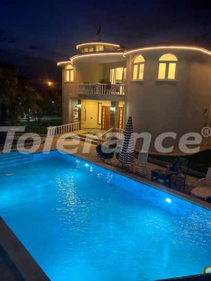 Вилла или дом в Кадрие, Белек с бассейном: купить недвижимость в Турции - 79183