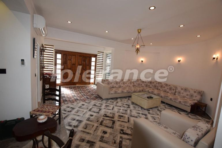 Вилла или дом в Кадрие, Белек с бассейном: купить недвижимость в Турции - 79184