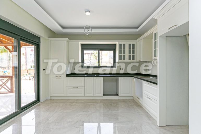 Вилла или дом от застройщика в Кадрие, Белек с бассейном: купить недвижимость в Турции - 85465