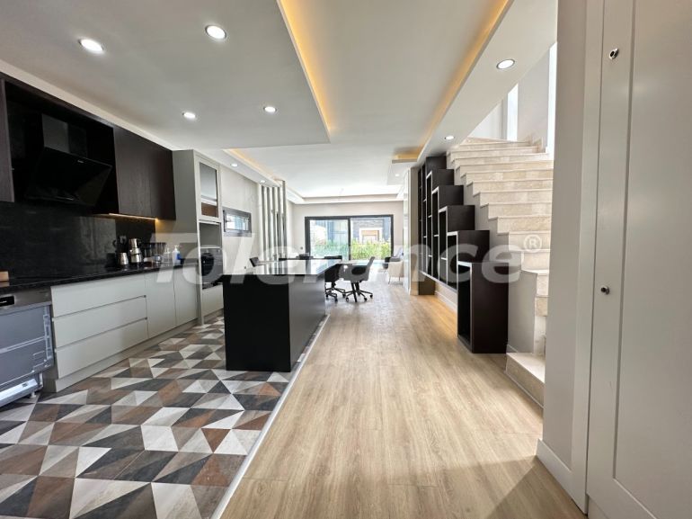 Вилла или дом от застройщика в Кадрие, Белек с бассейном: купить недвижимость в Турции - 97730