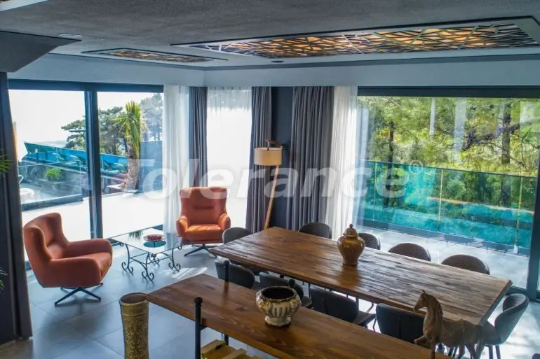 Вилла или дом в Калкане вид на море с бассейном: купить недвижимость в Турции - 31027