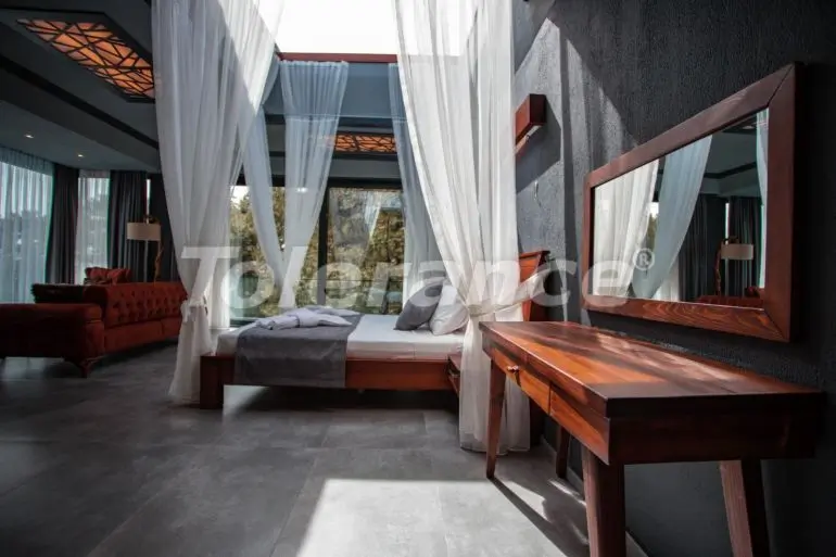 Вилла или дом в Калкане вид на море с бассейном: купить недвижимость в Турции - 31034