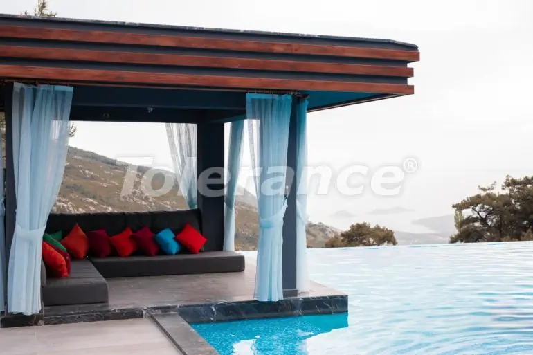 Вилла или дом в Калкане вид на море с бассейном: купить недвижимость в Турции - 31040