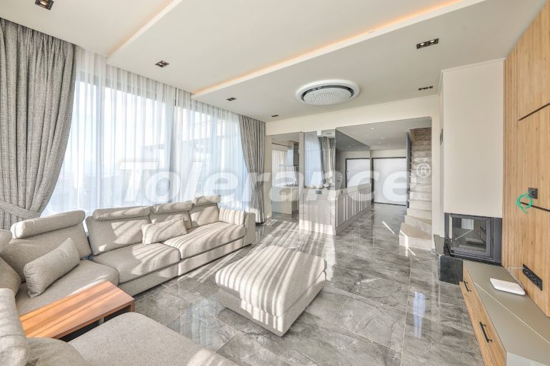 Вилла или дом от застройщика в Калкане вид на море с бассейном: купить недвижимость в Турции - 78410