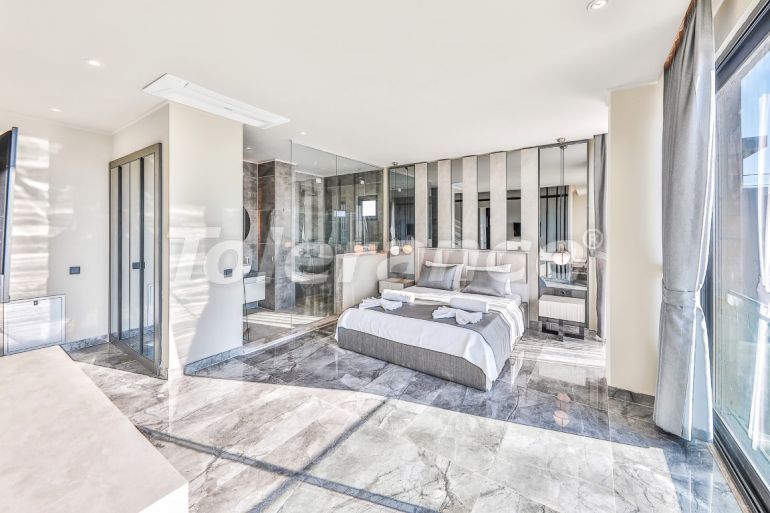 Вилла или дом от застройщика в Калкане вид на море с бассейном: купить недвижимость в Турции - 78418