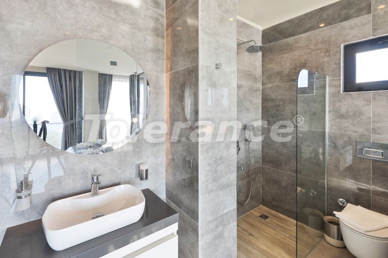 Вилла или дом от застройщика в Калкане вид на море с бассейном: купить недвижимость в Турции - 78420