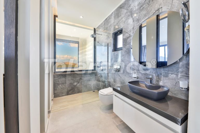 Вилла или дом от застройщика в Калкане вид на море с бассейном: купить недвижимость в Турции - 78424