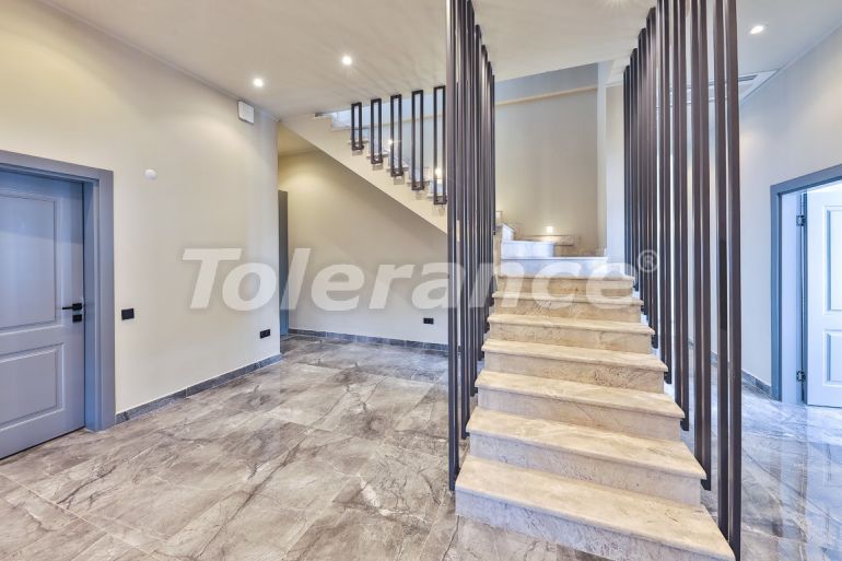 Вилла или дом от застройщика в Калкане вид на море с бассейном: купить недвижимость в Турции - 78431