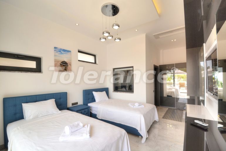 Вилла или дом от застройщика в Калкане вид на море с бассейном: купить недвижимость в Турции - 78842