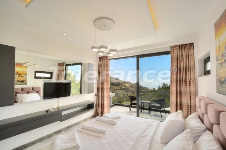 Вилла или дом от застройщика в Калкане вид на море с бассейном: купить недвижимость в Турции - 78845