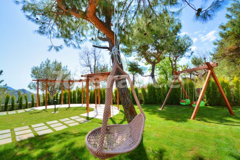 Вилла или дом от застройщика в Калкане вид на море с бассейном: купить недвижимость в Турции - 78850