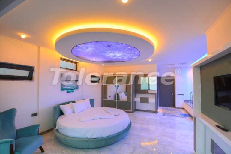 Вилла или дом от застройщика в Калкане вид на море с бассейном: купить недвижимость в Турции - 78865