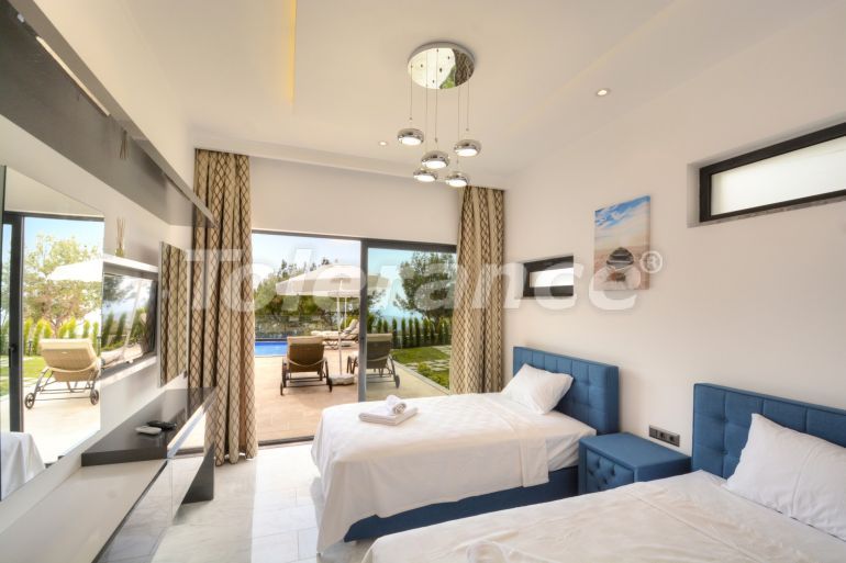 Вилла или дом от застройщика в Калкане вид на море с бассейном: купить недвижимость в Турции - 78873