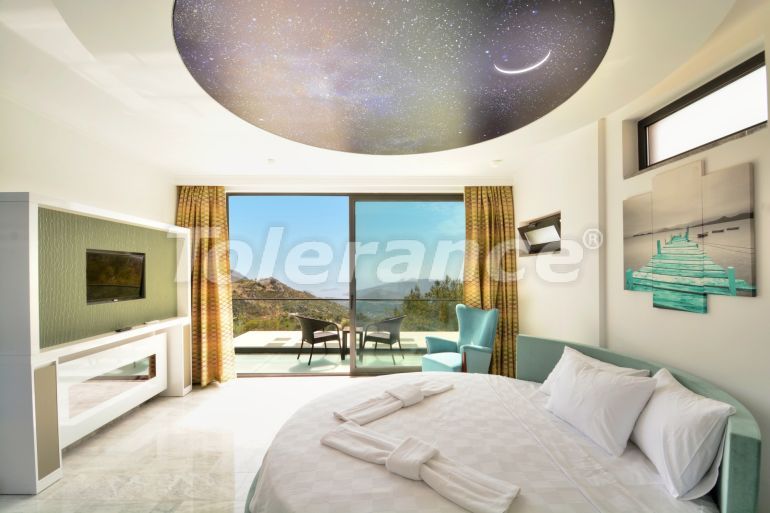 Вилла или дом от застройщика в Калкане вид на море с бассейном: купить недвижимость в Турции - 78884