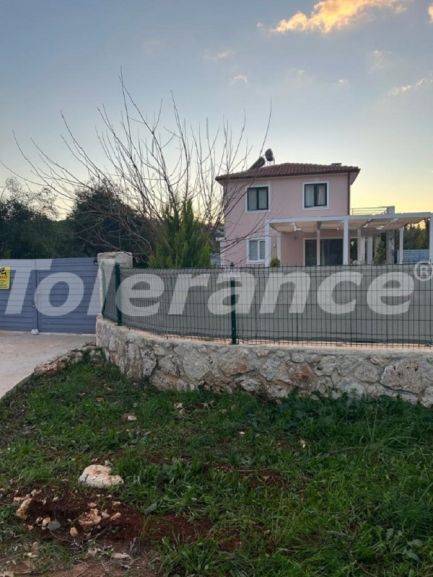 Вилла или дом в Каше с бассейном: купить недвижимость в Турции - 102119