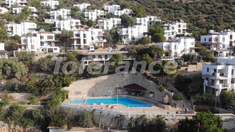 Вилла или дом в Каше вид на море с бассейном: купить недвижимость в Турции - 124207