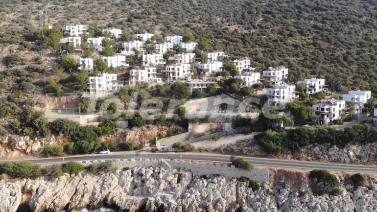 Вилла или дом в Каше вид на море с бассейном: купить недвижимость в Турции - 124212