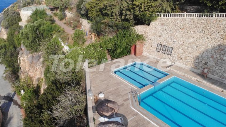 Вилла или дом в Каше вид на море с бассейном: купить недвижимость в Турции - 124214