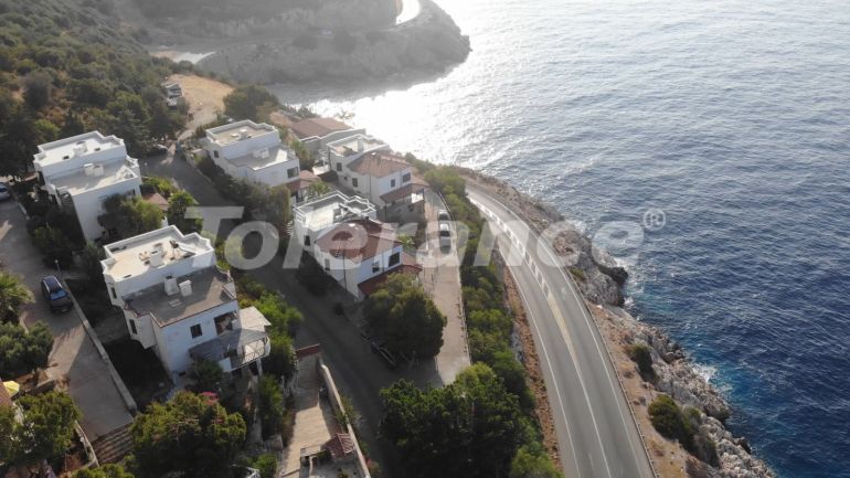 Вилла или дом в Каше вид на море с бассейном: купить недвижимость в Турции - 124218