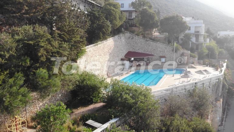 Вилла или дом в Каше вид на море с бассейном: купить недвижимость в Турции - 124229