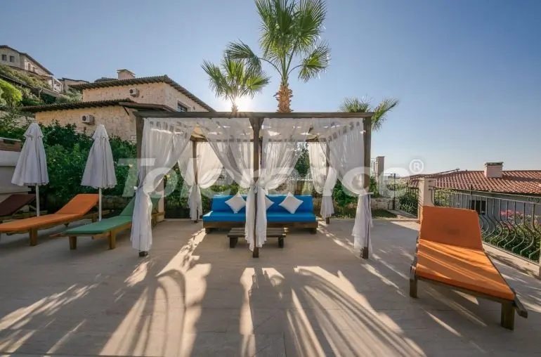 Вилла или дом в Каше вид на море с бассейном: купить недвижимость в Турции - 31436