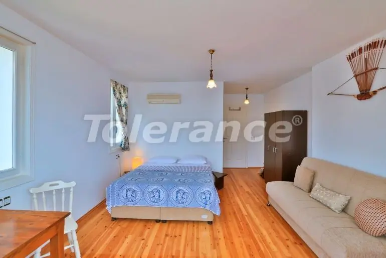 Вилла или дом в Каше с бассейном: купить недвижимость в Турции - 21750