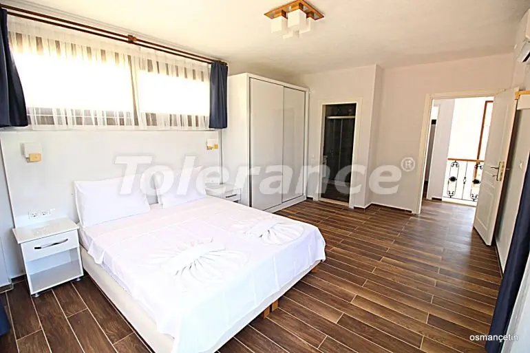 Вилла или дом в Каше с бассейном: купить недвижимость в Турции - 30317