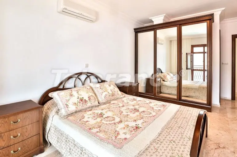 Вилла или дом в Каше с бассейном: купить недвижимость в Турции - 31384